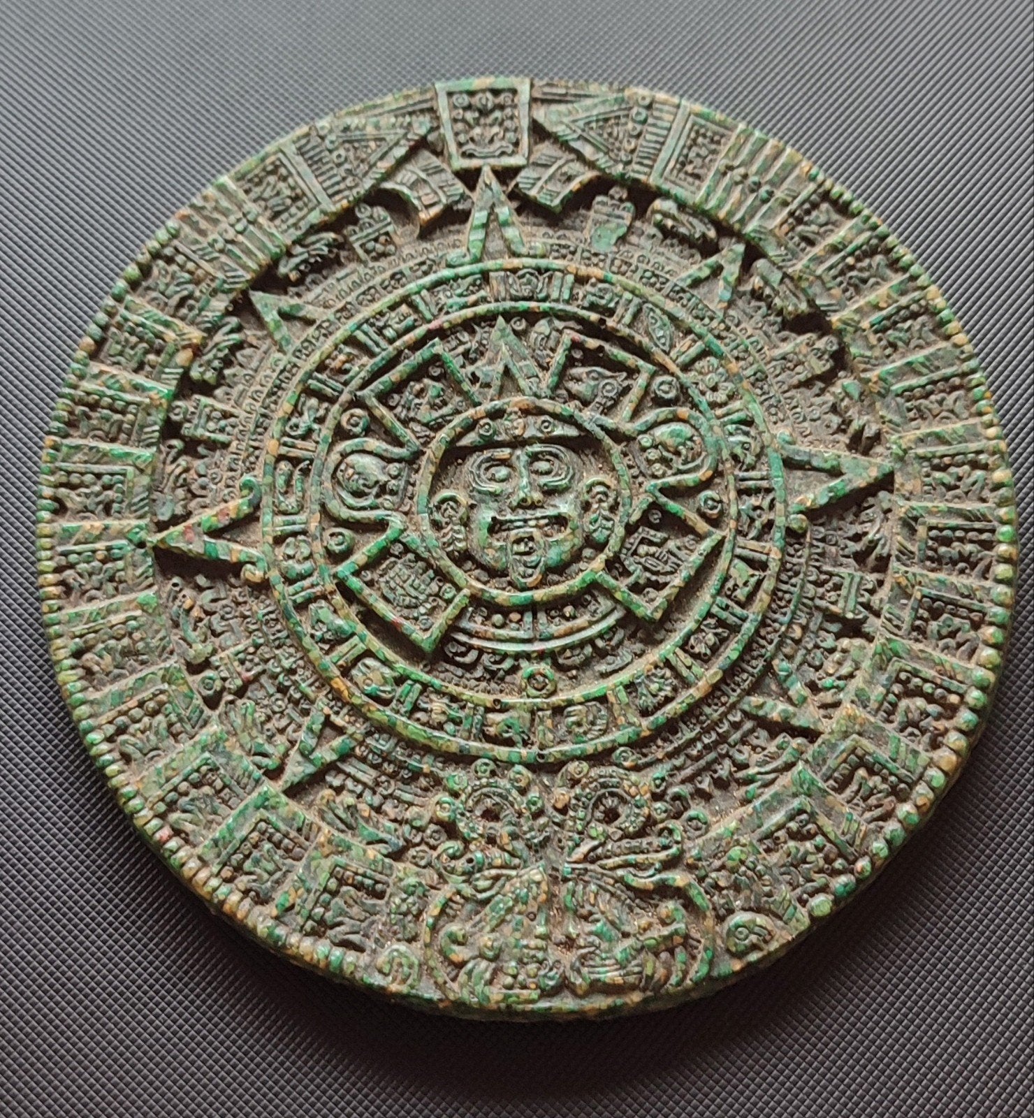 Azteekse Kalendersteen Malachiet, Ophalen of Verzenden