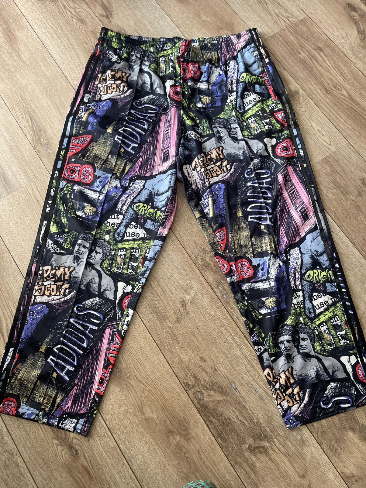 Adidas Jeremy Scott sportbroek maat 2xl, Zwart, Overige maten, Ophalen of Verzenden, Zo goed als nieuw