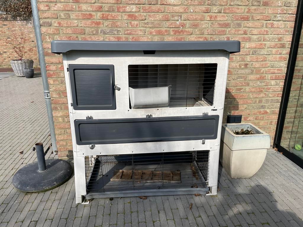 Konijnhok met lichte gebruikssporen, Kooi, Gebruikt, Ophalen of Verzenden, 90 cm of meer