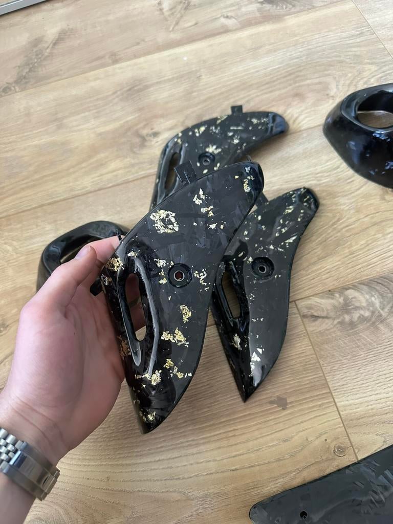 Vespa carbon zijkapje, Fietsen en Brommers, Ophalen of Verzenden, Zo goed als nieuw, Overige typen, Vespa