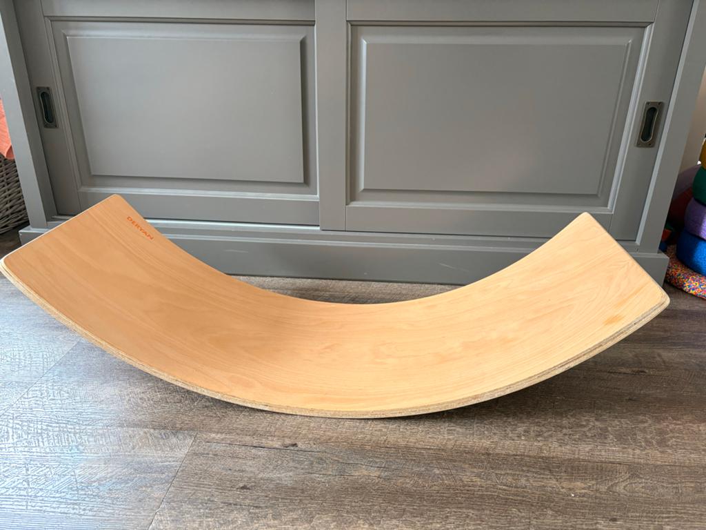 Deryan Wobbelboard met zwart vilt, Ophalen, Zo goed als nieuw, Jongen of Meisje