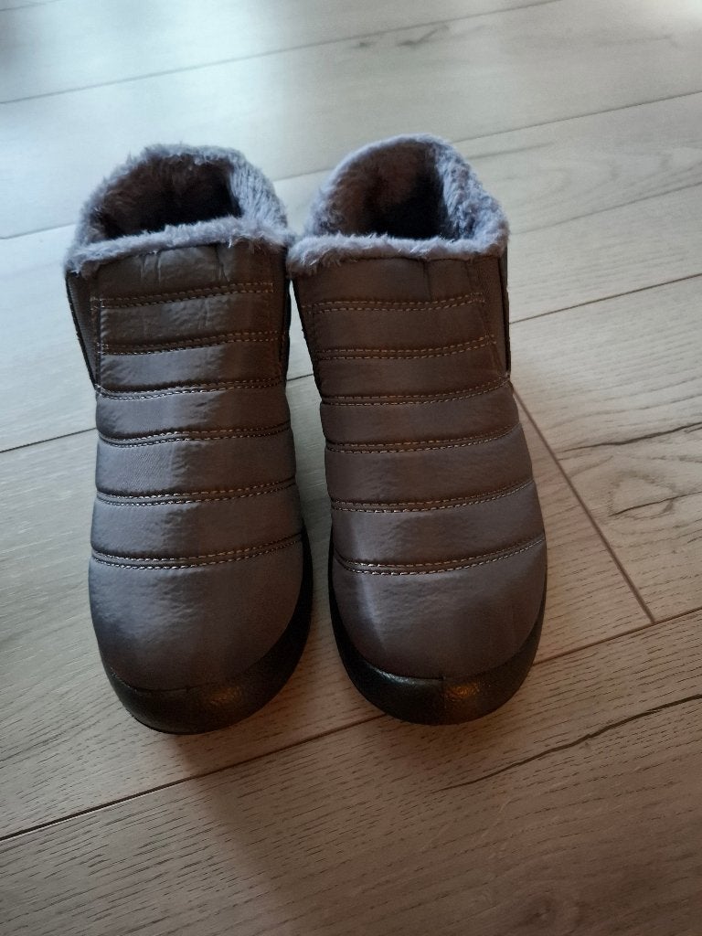 warme grijze winterboots / snowboots – Maat 39 (Nieuw!), Snowboots, Nieuw, Ophalen of Verzenden, Onbekend