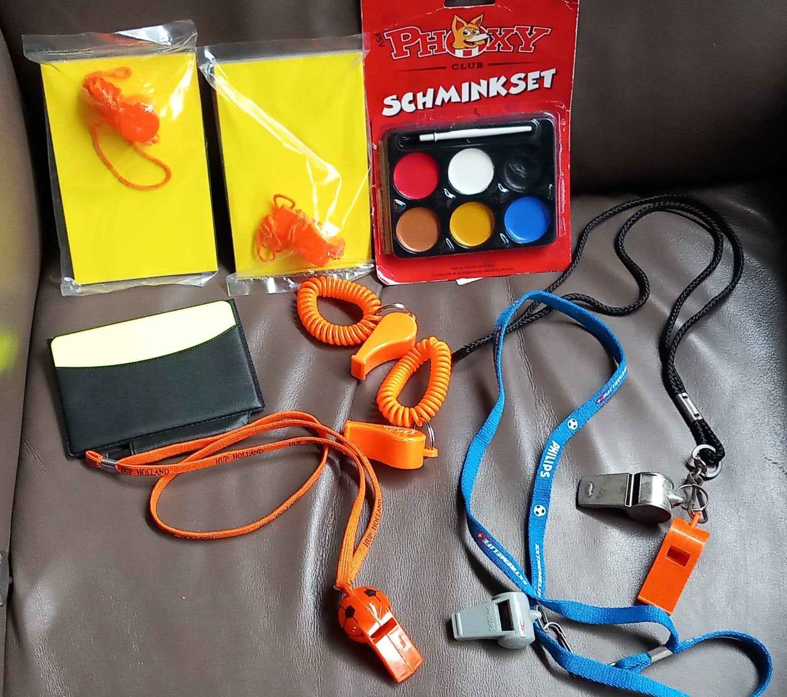 Scheidsrechter accessoires set - fluitjes, kaarten, schmink, Ophalen of Verzenden, Nieuw, Overige typen