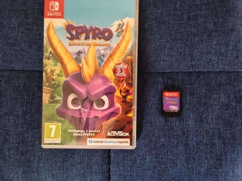 Spyro Reignited Trilogy - 3 games in 1 voor Nintendo Switch, Spelcomputers en Games, Gebruikt, 1 speler, Ophalen of Verzenden
