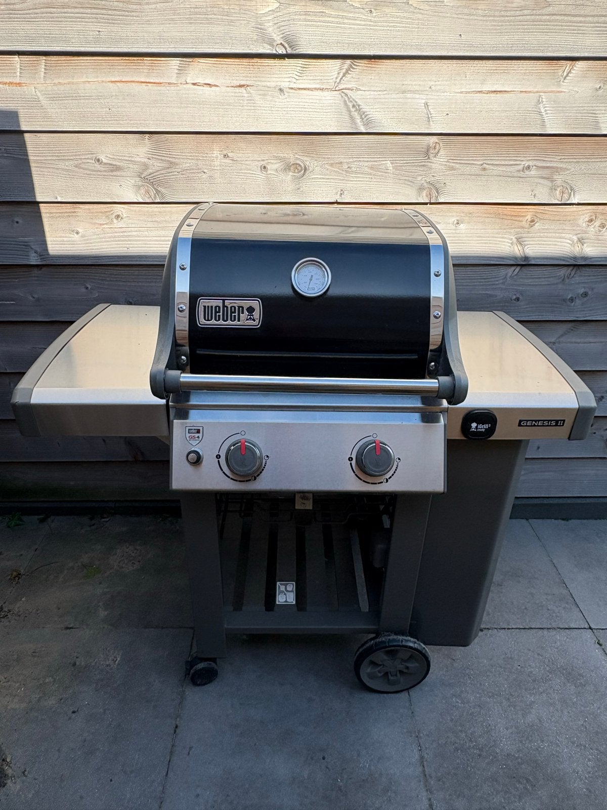 Weber Genesis II E-210  Gasbarbecue met Wokpan, Ophalen, Gebruikt