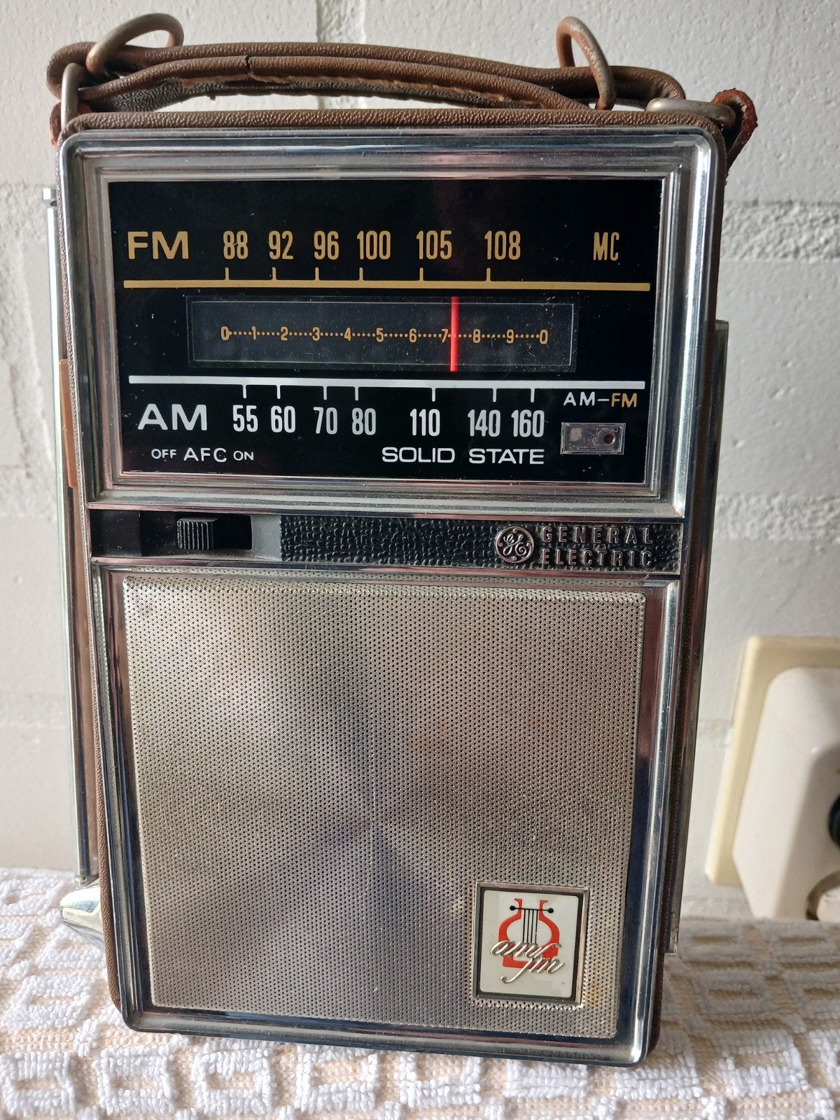 Draagbare General Electric radio - perfect werkend, Ophalen of Verzenden, Gebruikt, Radio