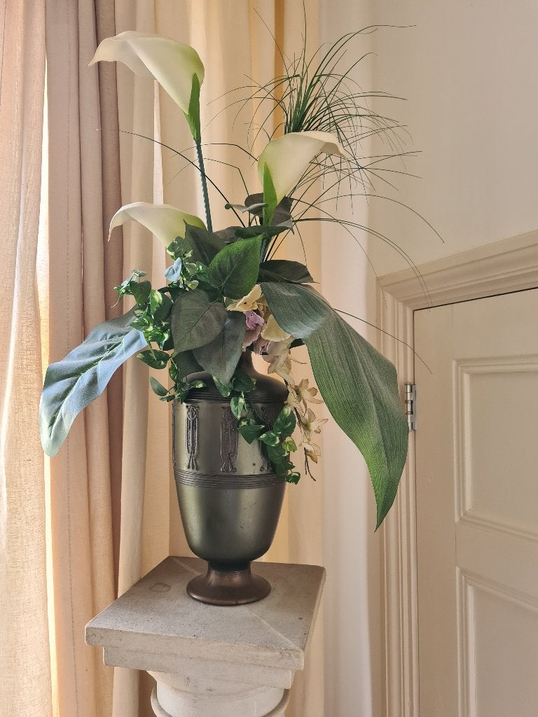 Vaas met art deco stijl, Ophalen of Verzenden, Zo goed als nieuw, Overige kleuren, Metaal