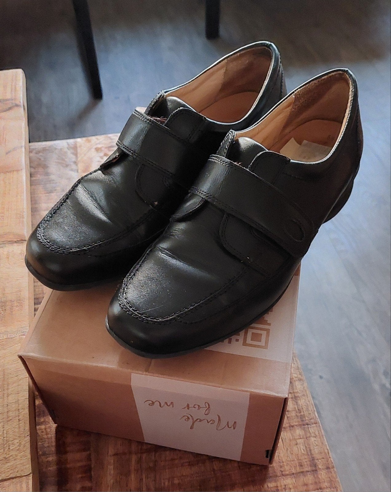 Zwarte schoenen / Verhulst / maat 5,5 = 38,5 / klittenband, Verhulst, Ophalen of Verzenden, Zo goed als nieuw, Instappers