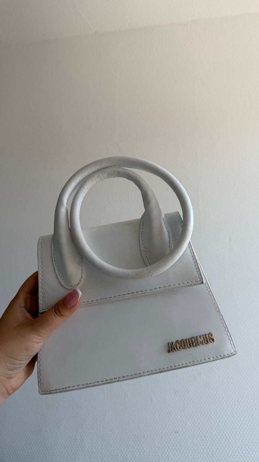 jacquemus tas wit, Minder dan 50 cm, Verzenden, Zo goed als nieuw, Minder dan 100 cm