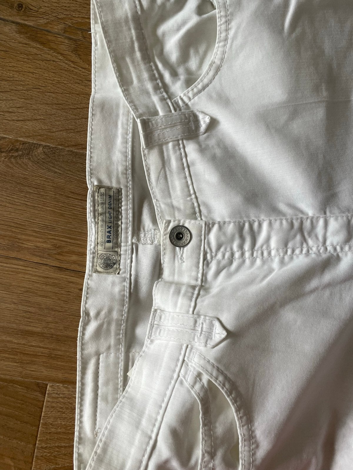 Brax, Carola Sport, roomwitte  Broek Maat 42, Wit, Maat 42/44 (L), Ophalen of Verzenden, Zo goed als nieuw