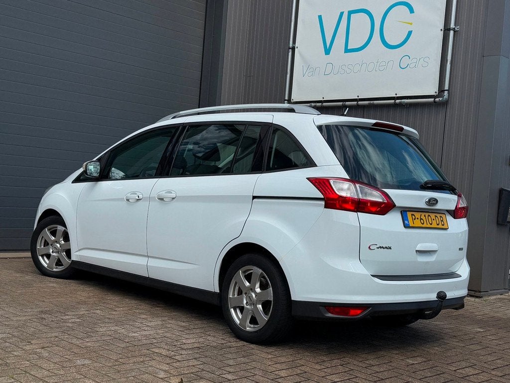 Ford Grand C-Max 1.0 Trend | Stoelverwarming | Trekhaak, Auto's, Ford, Voorwielaandrijving, Gebruikt, Zwart, Wit