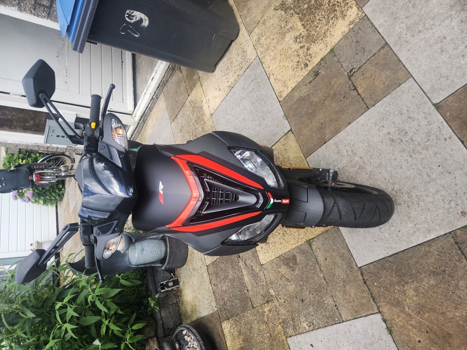 Aprilia SR50 WorldTitle 54 Racing, Ophalen, Maximaal 45 km/u, SR 50, Zo goed als nieuw