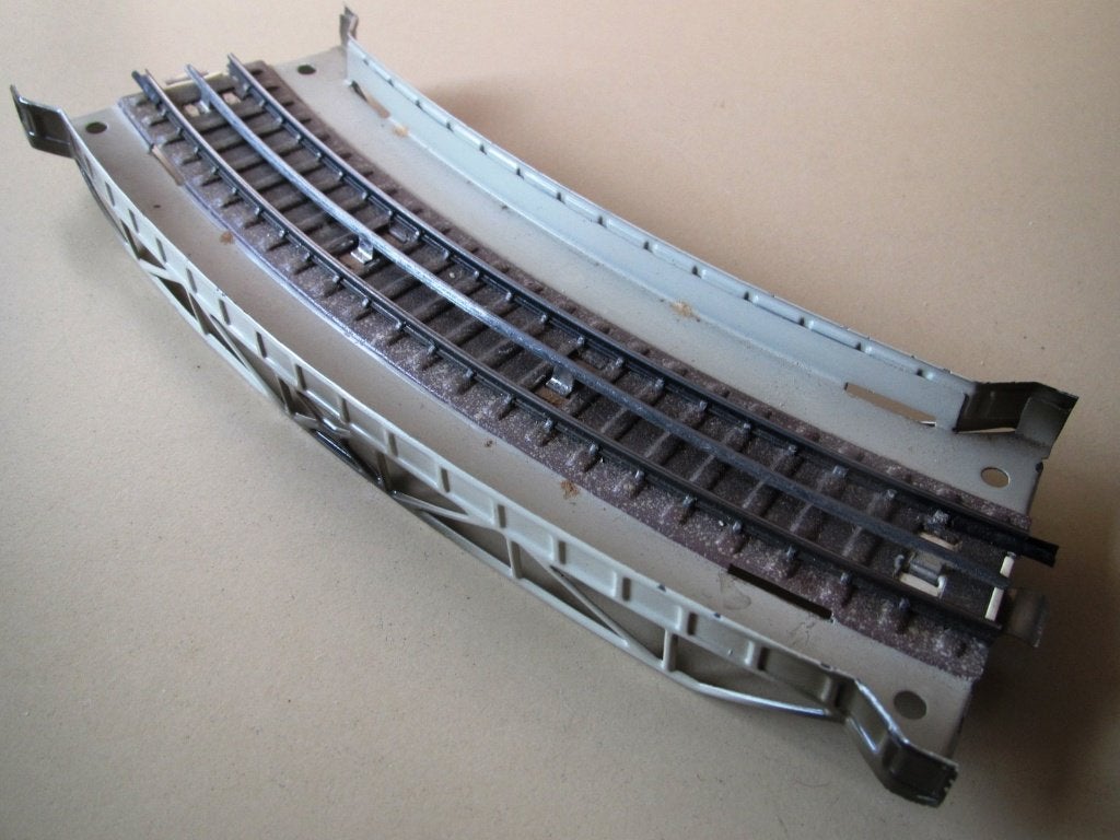 Märklin H0 brug oprit gebogen 468 A middelleider prima 1951, Wisselstroom, Gebruikt, Brug, Tunnel of Gebouw, Ophalen of Verzenden