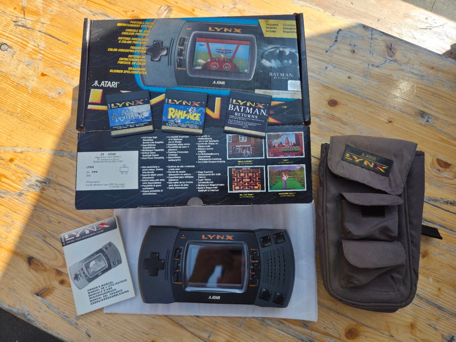 Atari Lynx met 3 games, doos en beschermhoes, Ophalen of Verzenden, Zo goed als nieuw, Met 1 controller, Met beschermhoes of tas