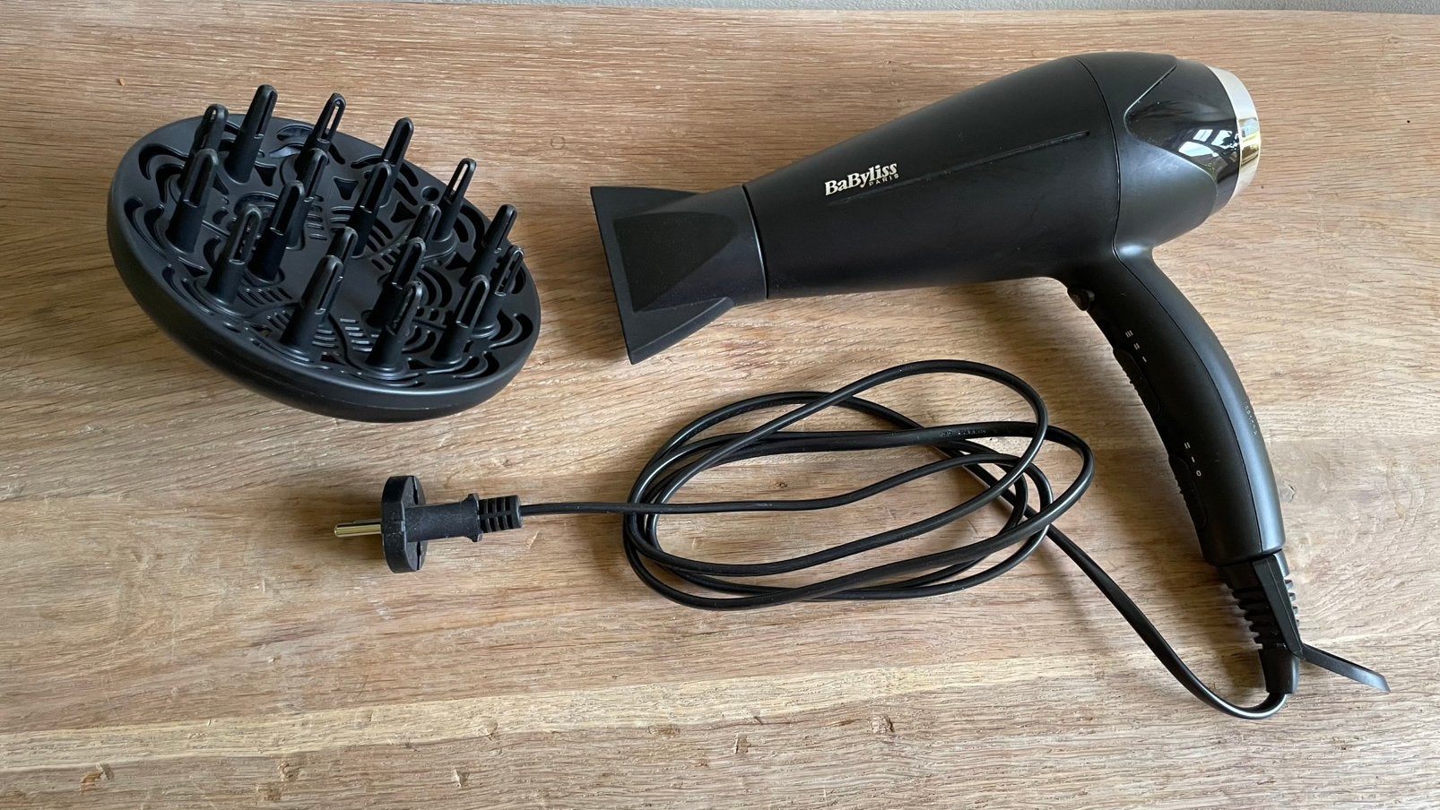 Babyliss fohn met opzetstuk en diffuser, Ophalen, Zo goed als nieuw, Föhn of Haardroger