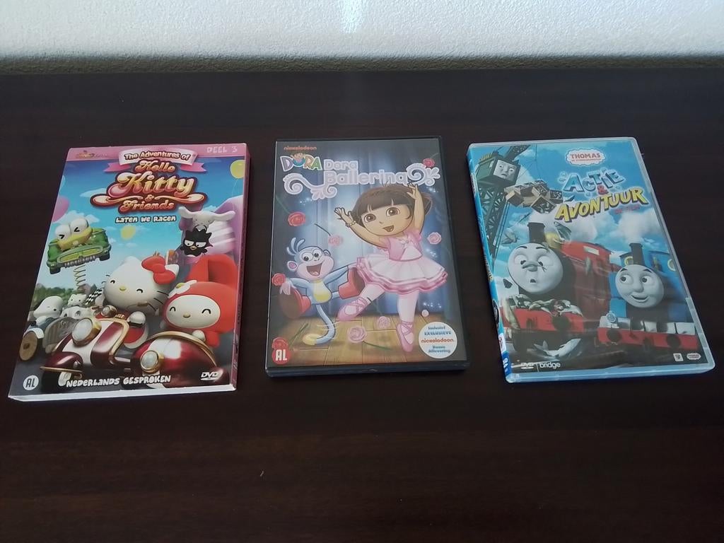 4 dvd's - Hello Kitty, Dora, Thomas de Trein,  Ratatouille, Ophalen, Gebruikt, Alle leeftijden, Overige genres