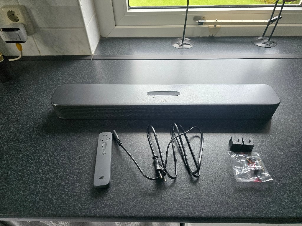 JBL BAR 2.0 ALL-IN-ONE SOUNDBAR MET AFSTANDBEDIENING
