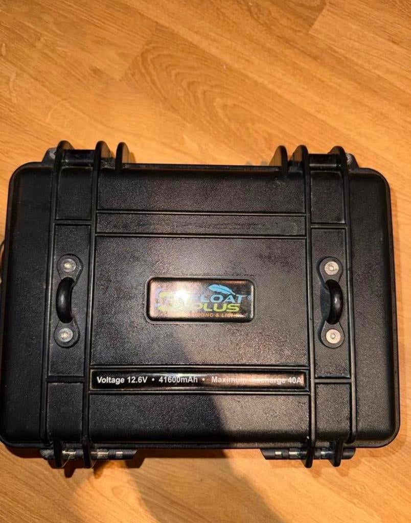 Floatplus 41600 mAh accu case, Watersport en Boten, Hengelsport | Roofvissen, Ophalen, Gebruikt, Overige typen