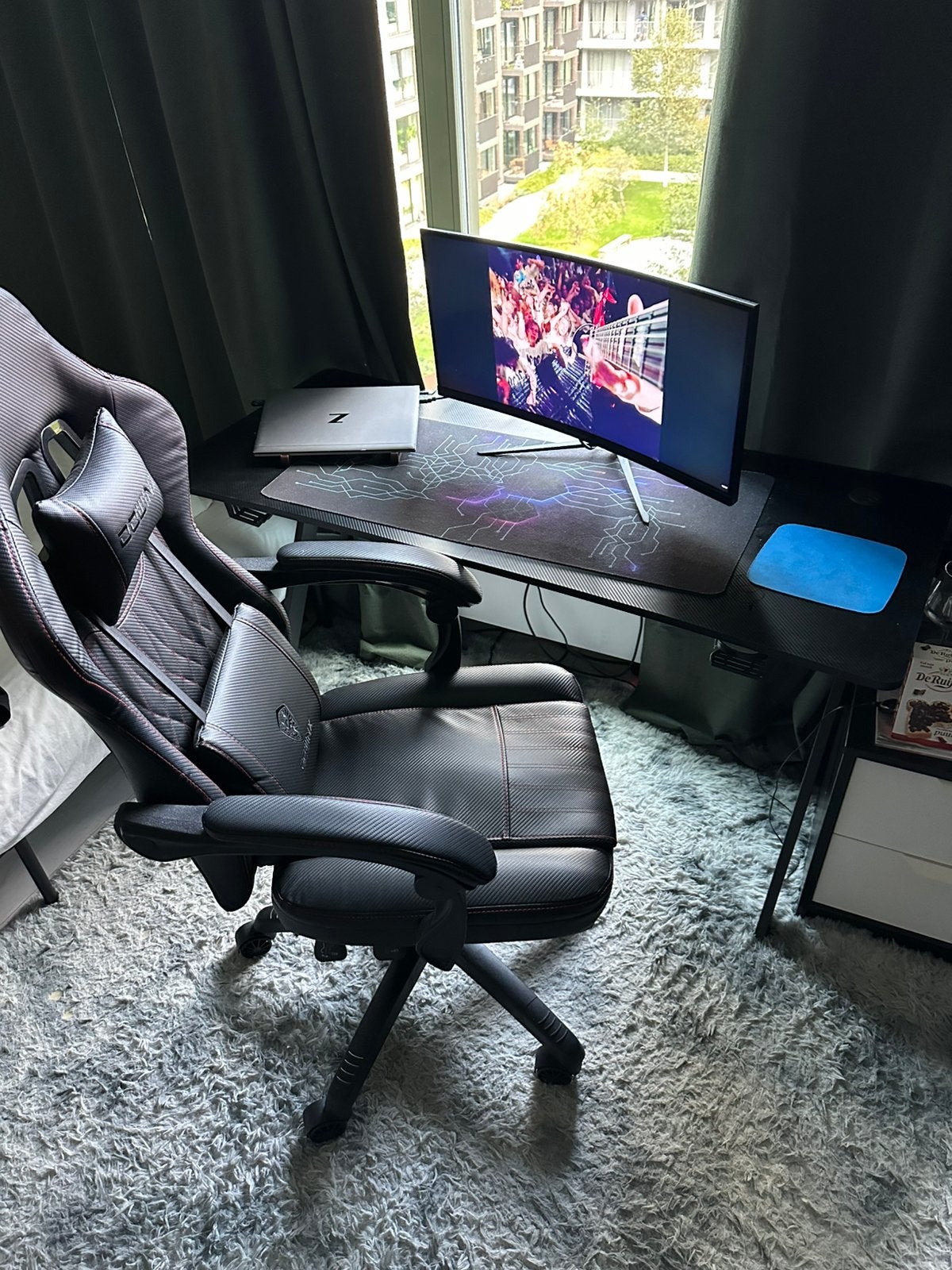 Gaming Setup for Sale – Chair, Desk & Curved Monitor, Ophalen of Verzenden, Zo goed als nieuw