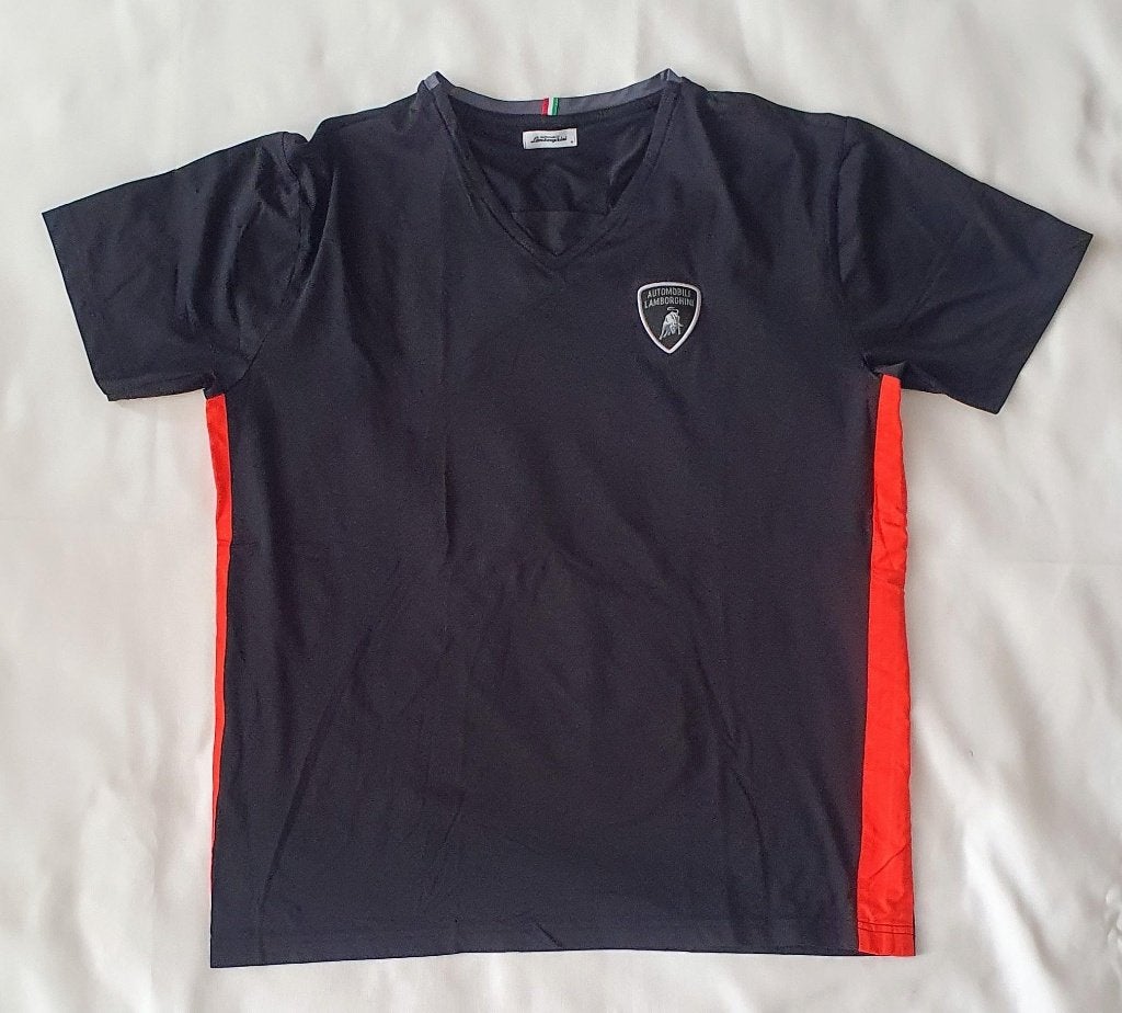 LAATSTE KANS. Lamborghini shirt, Verzamelen, Sportartikelen en Voetbal, Ophalen of Verzenden, Zo goed als nieuw, Overige sporten