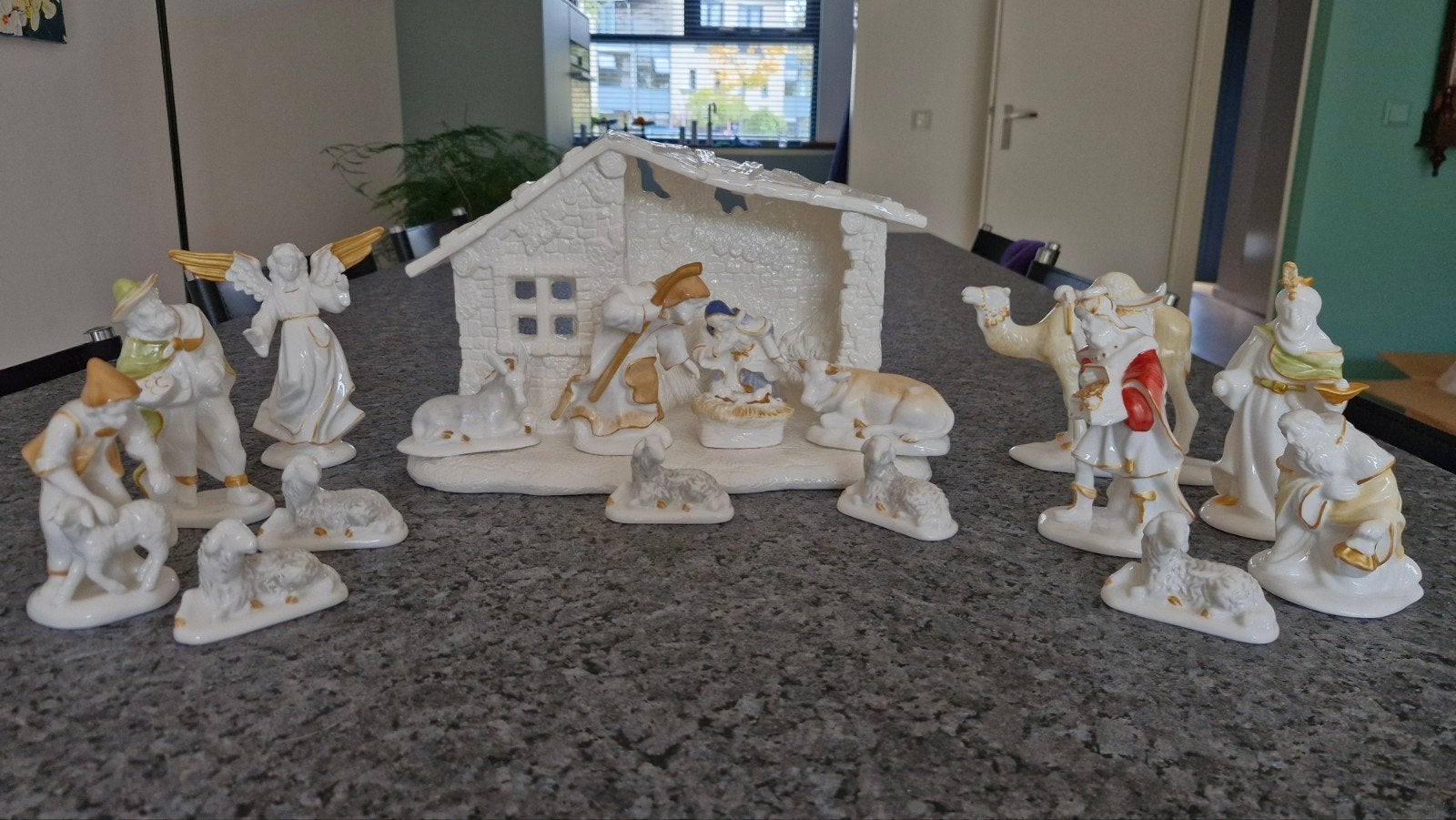 Kerststal 18 delig Villeroy & Boch, Antiek en Kunst, Ophalen