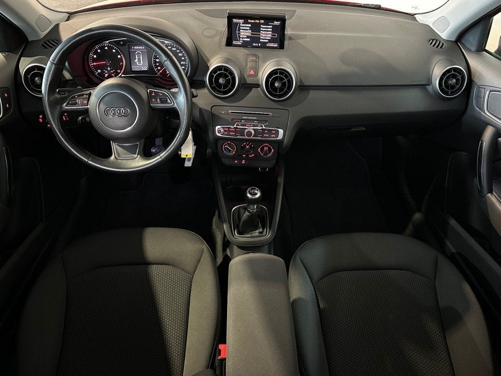 Audi A1 1.0 TFSI ADRENALIN l NAP l 5DRS l CRUISE l BLUETOOTH, Auto's, Audi, Voorwielaandrijving, Euro 6, 95 pk, Met garantie (alle)