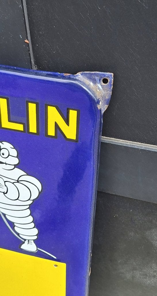 Emaille reclamebord van Michelin met de iconische Bibendum., Reclamebord, Gebruikt, ., Ophalen of Verzenden