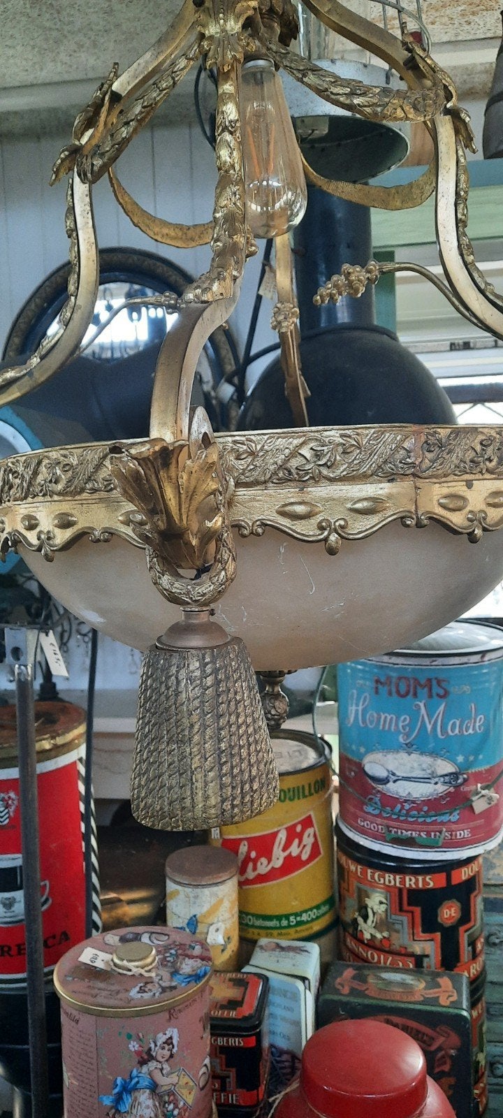 Antieke Gouden Kroonluchter met Glazen Kom, Ophalen