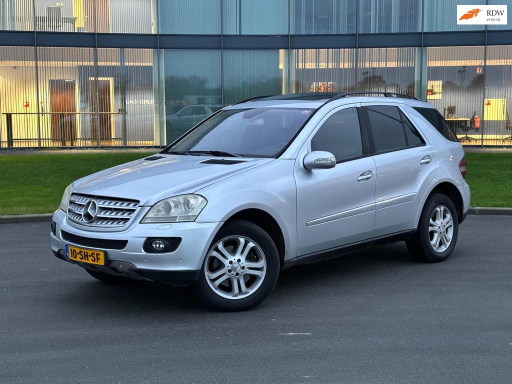 Mercedes-Benz M-klasse 320 CDI 4 MATIC OFFROAD 4X4 FULL OPTI, Auto's, Automaat, Gebruikt, 255 €/maand, 2987 cc