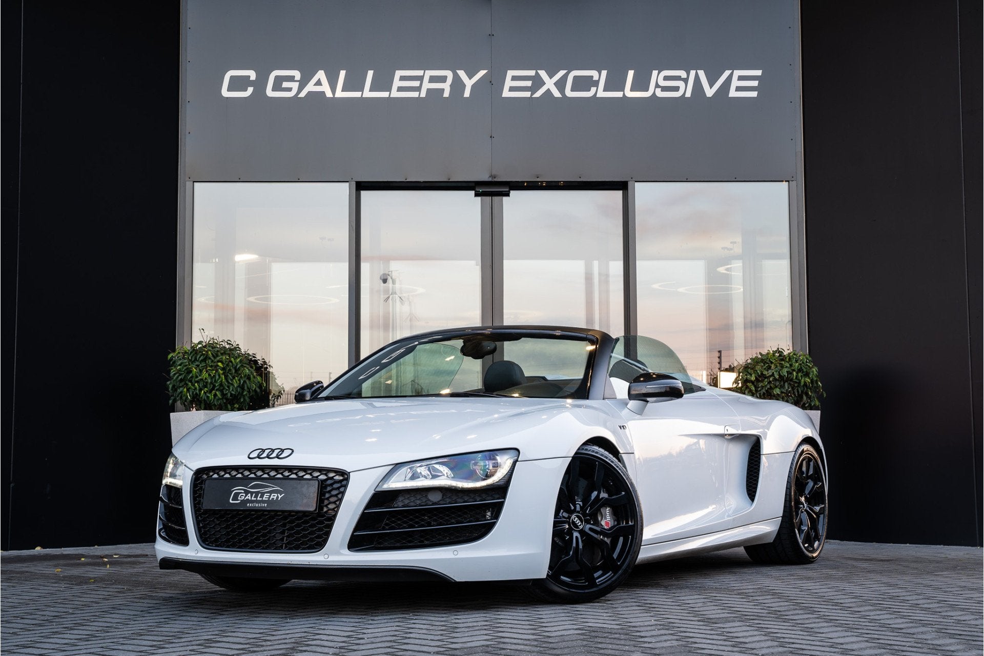 Audi R8 Spyder 5.2 V10 FSI - Akrapovic | Keramisch | B&O | C, Auto's, Automaat, Euro 5, Gebruikt, Zwart