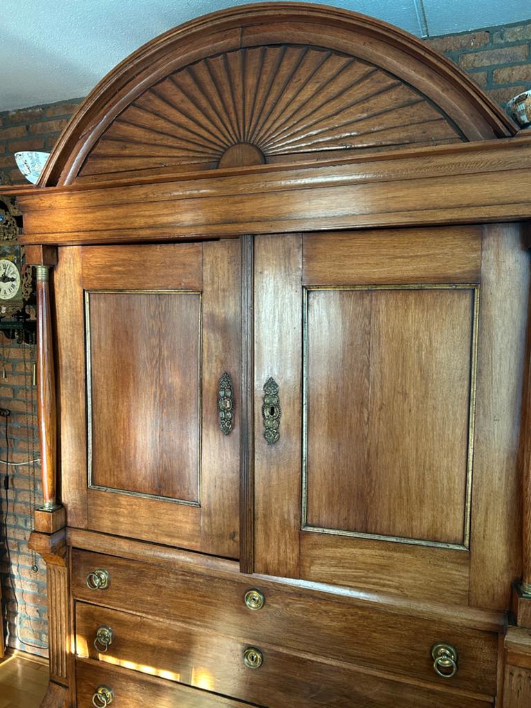 Antieke houten Drents boog kabinet, Antiek en Kunst, Ophalen
