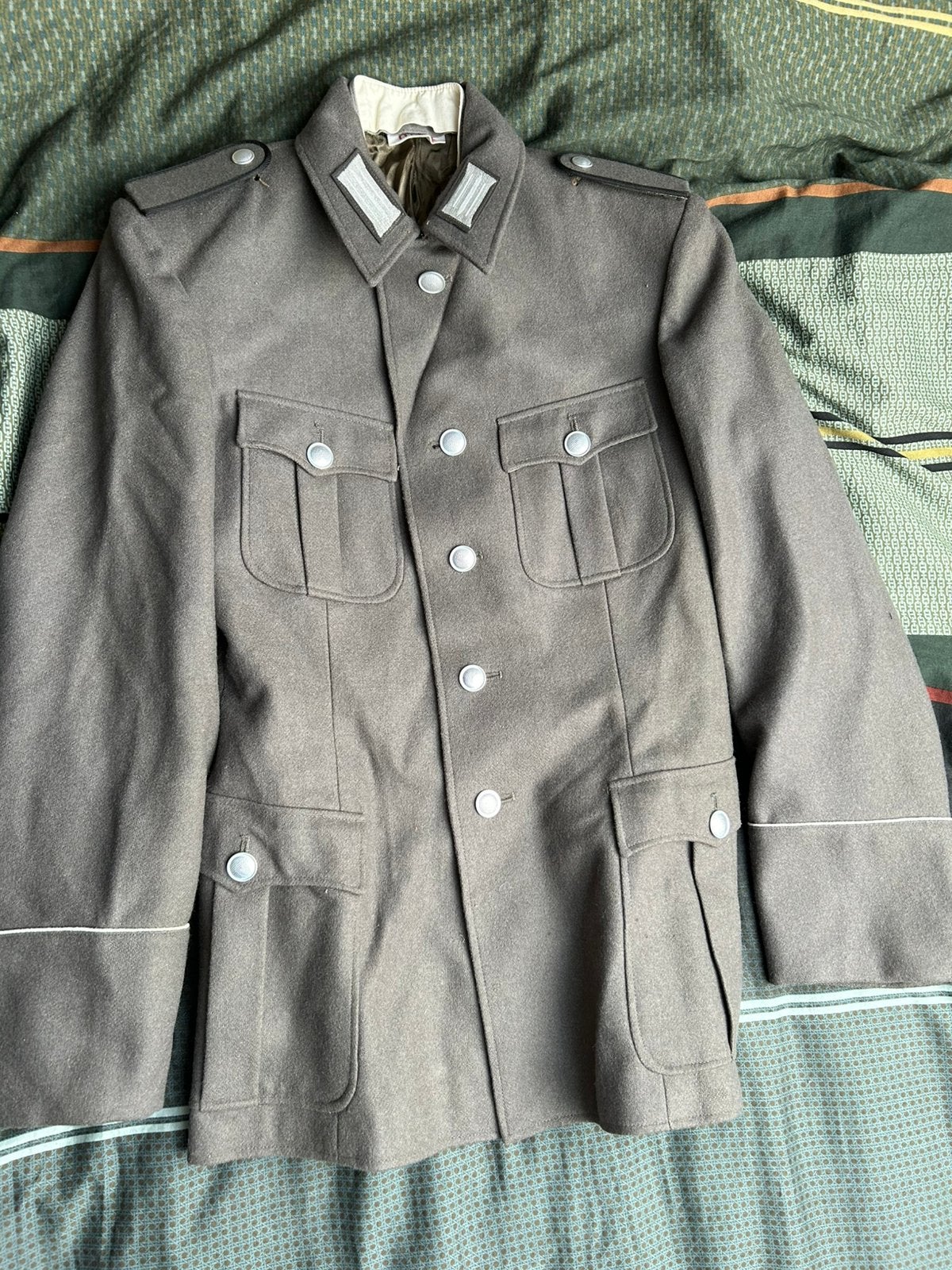 Oost Duitse leger jas, zwarte waffenfarbe, Verzamelen, Ophalen of Verzenden, Landmacht, Duitsland, Kleding of Schoenen