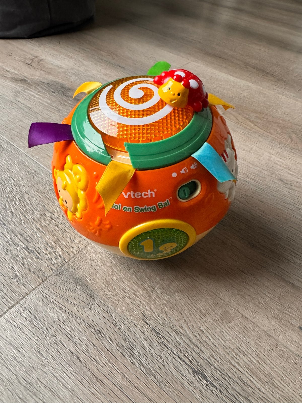 Vtech Roll en Swing Bal - Favoriet speelgoed!, Kinderen en Baby's, Ophalen of Verzenden, Gebruikt, 6 maanden tot 2 jaar
