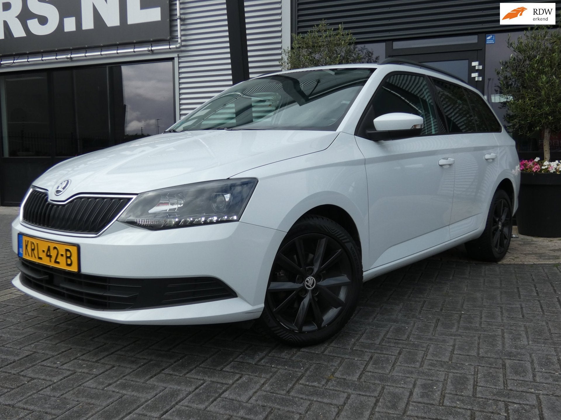Skoda Fabia Combi Airco|Eleck.pakket|LMV, Auto's, Stof, Gebruikt, Euro 6, 4 cilinders