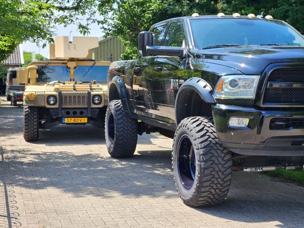 Dodge RAM 2500 6.4 HEMI MONSTER TRUCK 1500 MARGE, Automaat, Overige carrosserieën, RAM 2500, Zwart