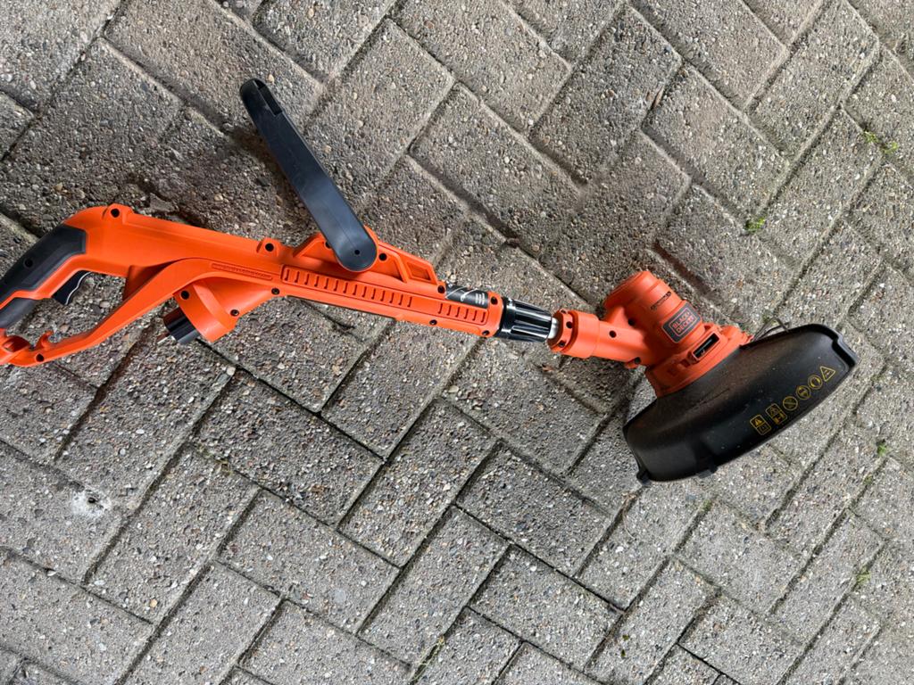 Black+Decker grastrimmer - Elektrisch,, Ophalen of Verzenden, Zo goed als nieuw, 30 tot 50 cm, Elektrisch