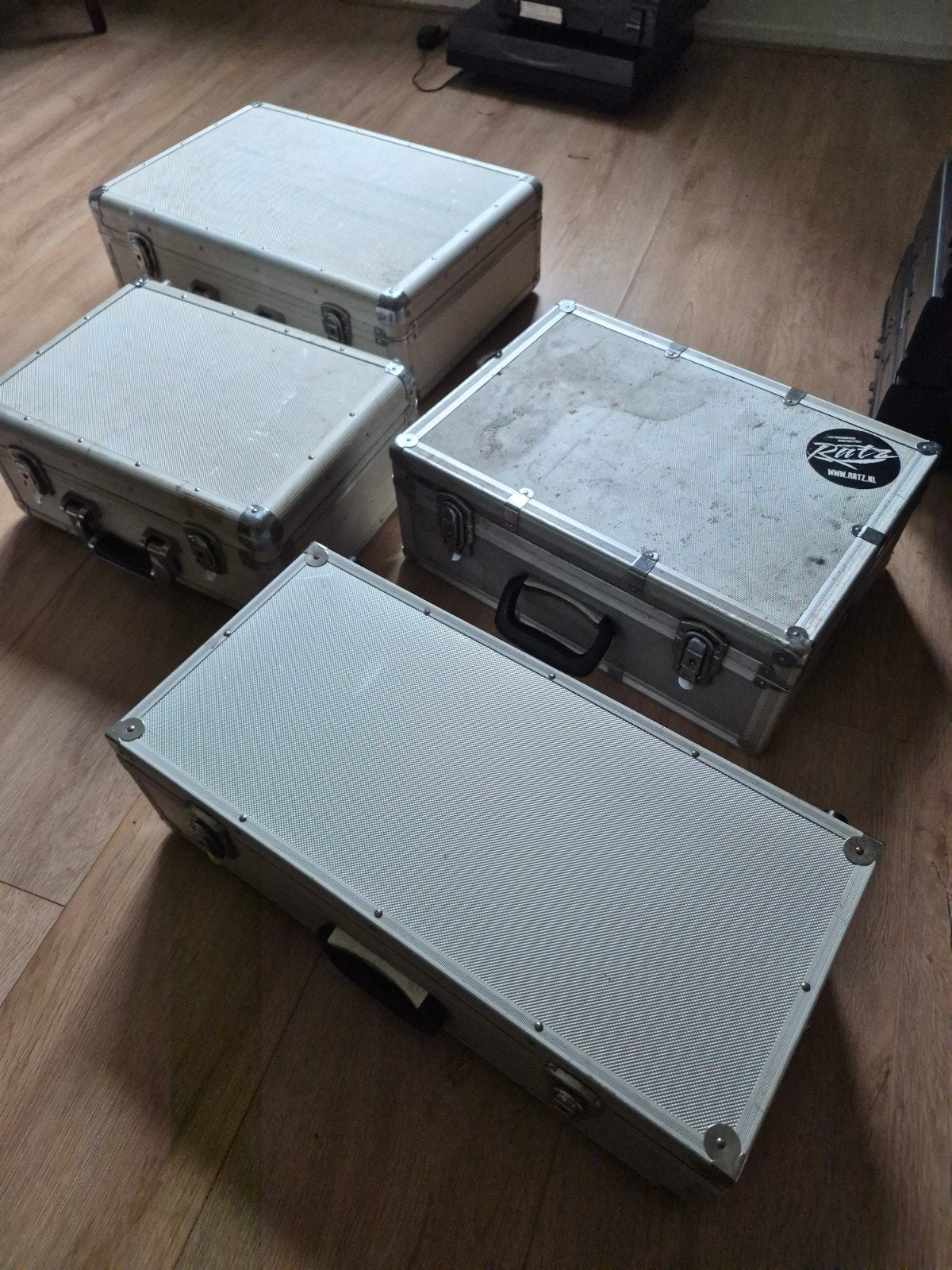 Foto 3 van Diverse Flightcases voor Apparatuur en CD's