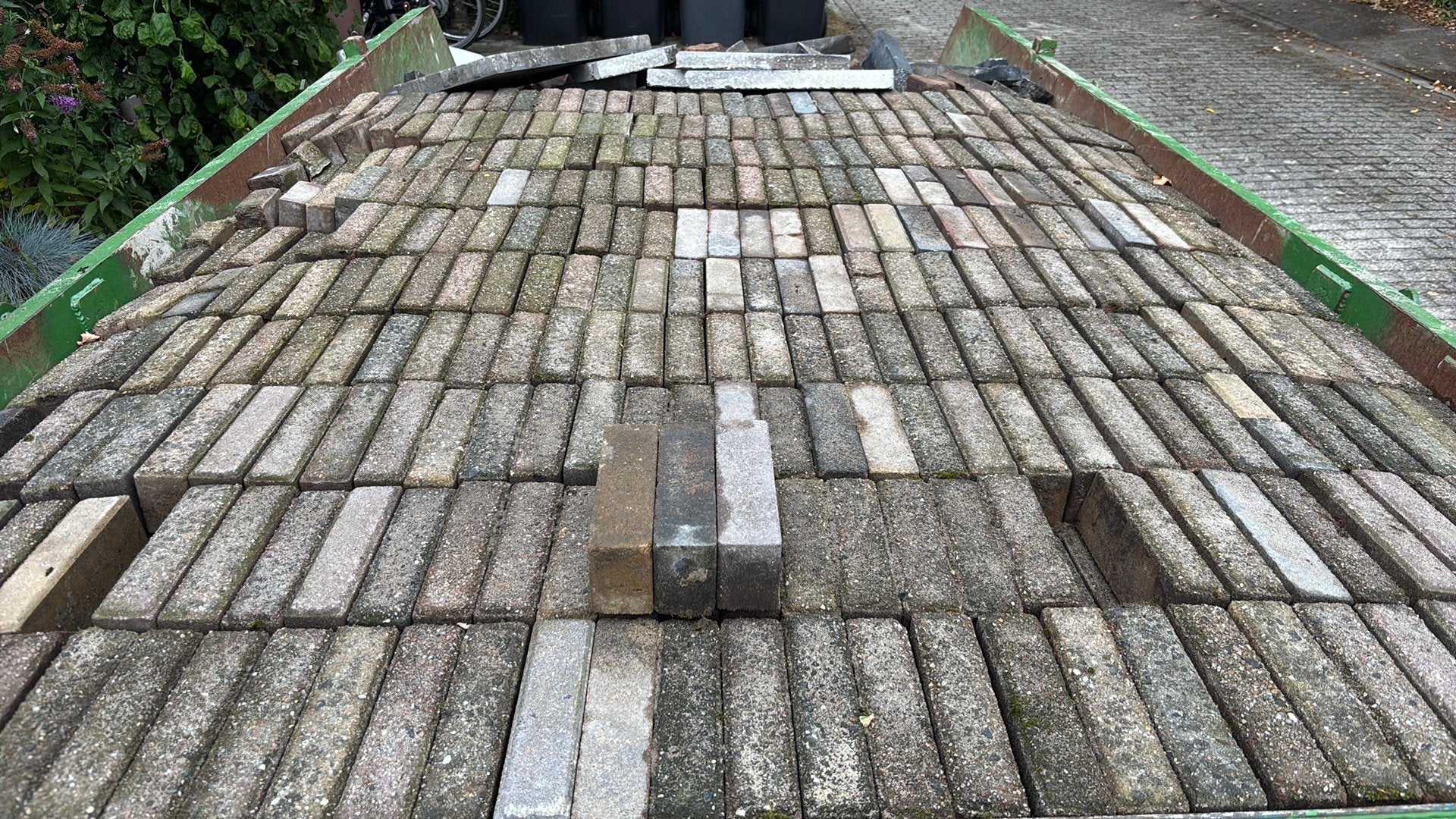 Partij 40m2+ betonklinkers waalformaat, Tuin en Terras, Tegels en Klinkers, Ophalen, Zo goed als nieuw, Beton, Klinkers