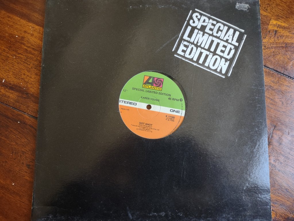 Maxi single - Karen Young - Hot Shot, Ophalen of Verzenden, Zo goed als nieuw, Dance en House