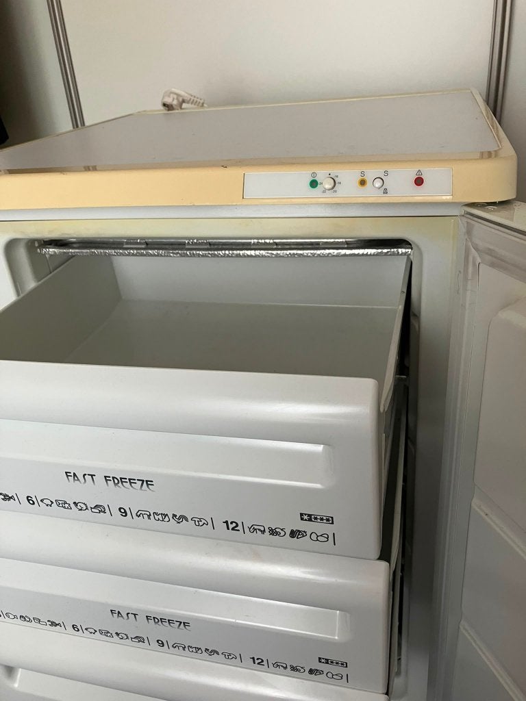 Nette Zanussi ZV126RM tafelmodel vriezer (4 laden), Gebruikt, Minder dan 60 cm, Vrijstaand, Ophalen