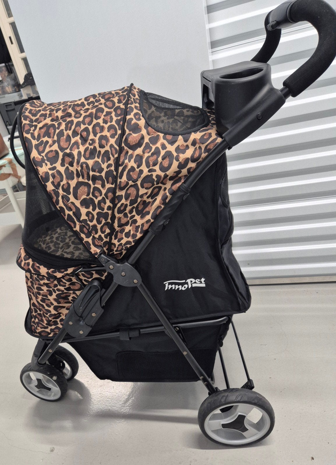 Innopet Allure Cheetah hondenbuggy, Ophalen, Zo goed als nieuw