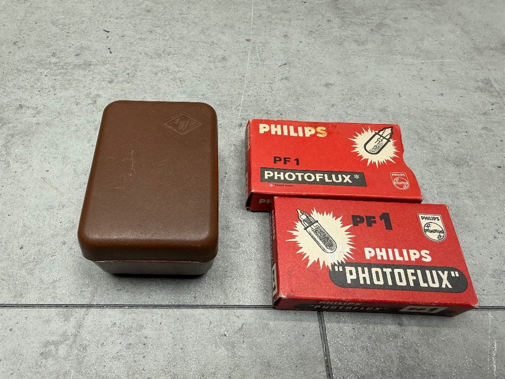 Agfa Flitser met extra lampjes - 11449, Ophalen of Verzenden, Overige merken