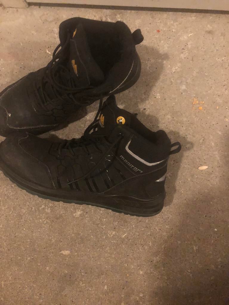 Werkschoenen 42, Ophalen of Verzenden, Zo goed als nieuw