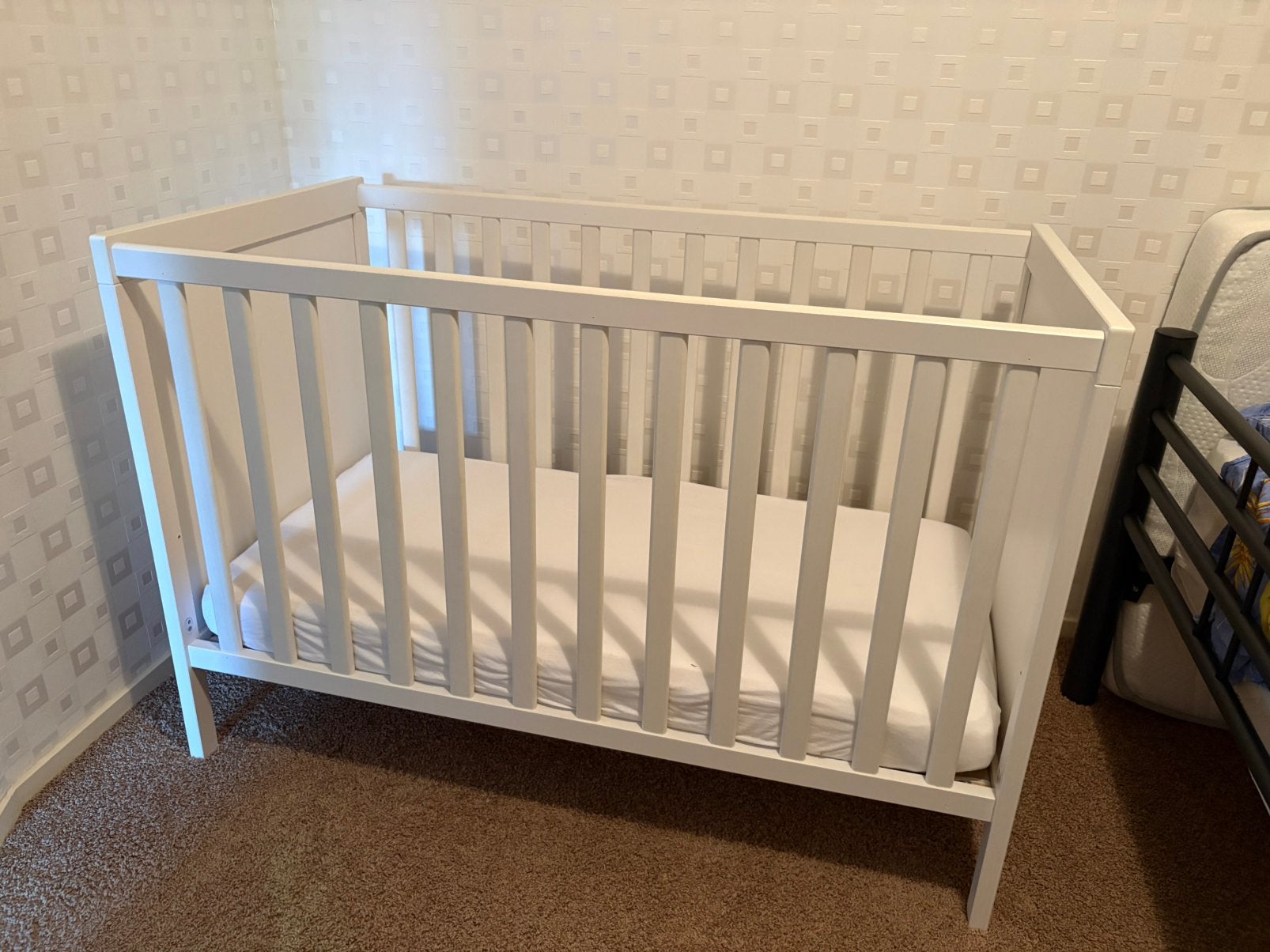 Ikea babybedje / ledikant, Ophalen, Zo goed als nieuw, Minder dan 140 cm, Matras