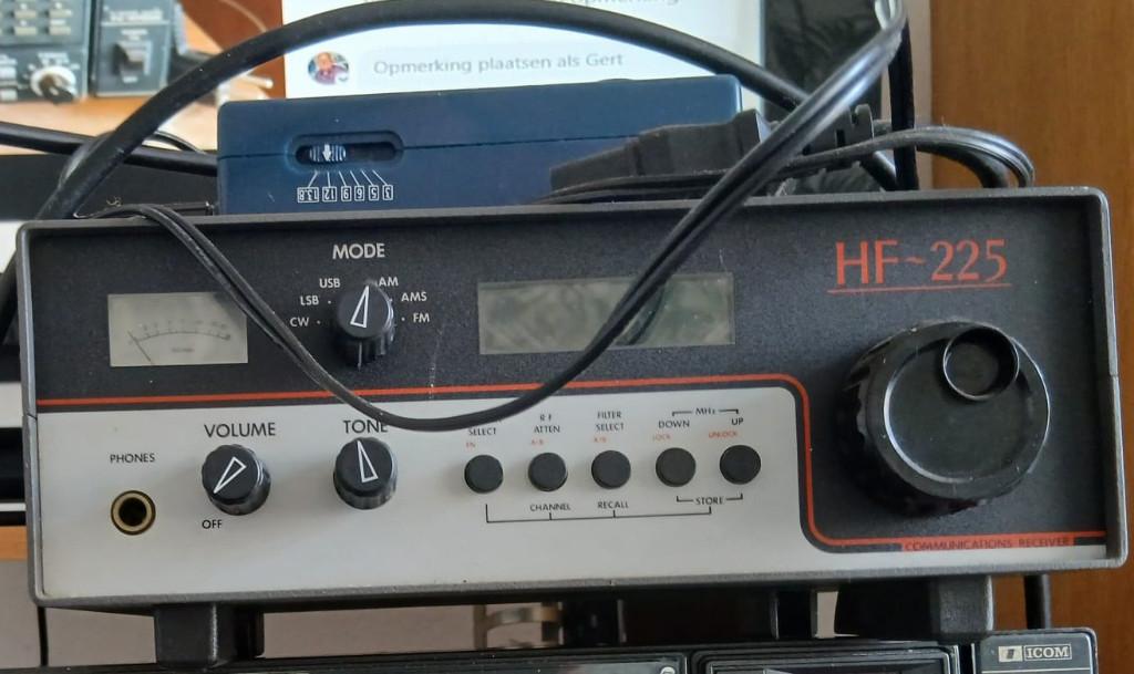 LOWE HF-225 ontvanger, Ophalen of Verzenden, Zo goed als nieuw