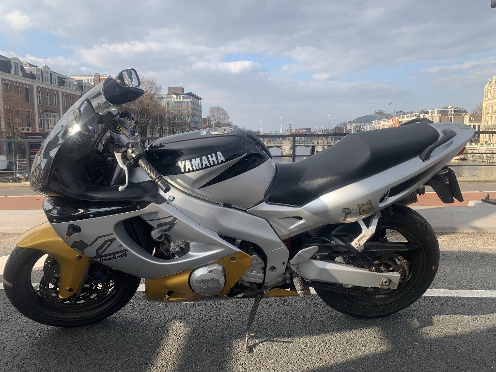 Yamaha YZF600R Thundercat 600 supersport, 4 cilinders, Motorrijbewijs A, Gebruikt, Super Sport