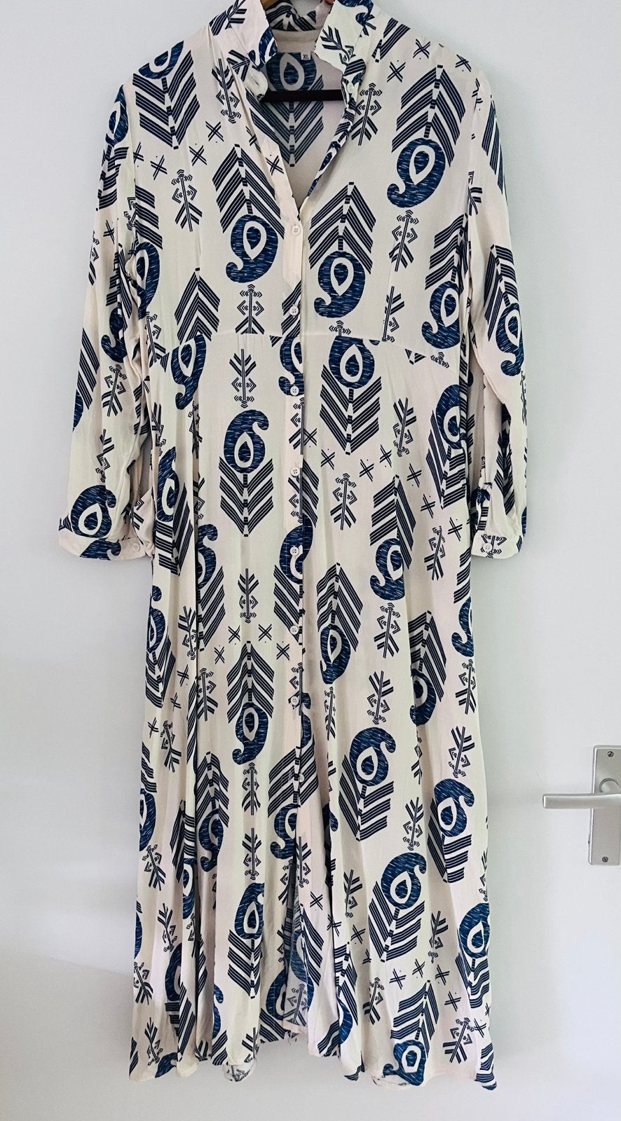 Heerlijk draagbaar jurkje van viscose maatje 42, Blauw, Maat 42/44 (L), Ophalen of Verzenden, Zo goed als nieuw