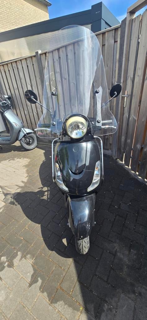 Sym Fiddle 2, blauwe plaat- loopt niet, valt uit, accu leeg, Ophalen, Gebruikt, Maximaal 45 km/u, Benzine