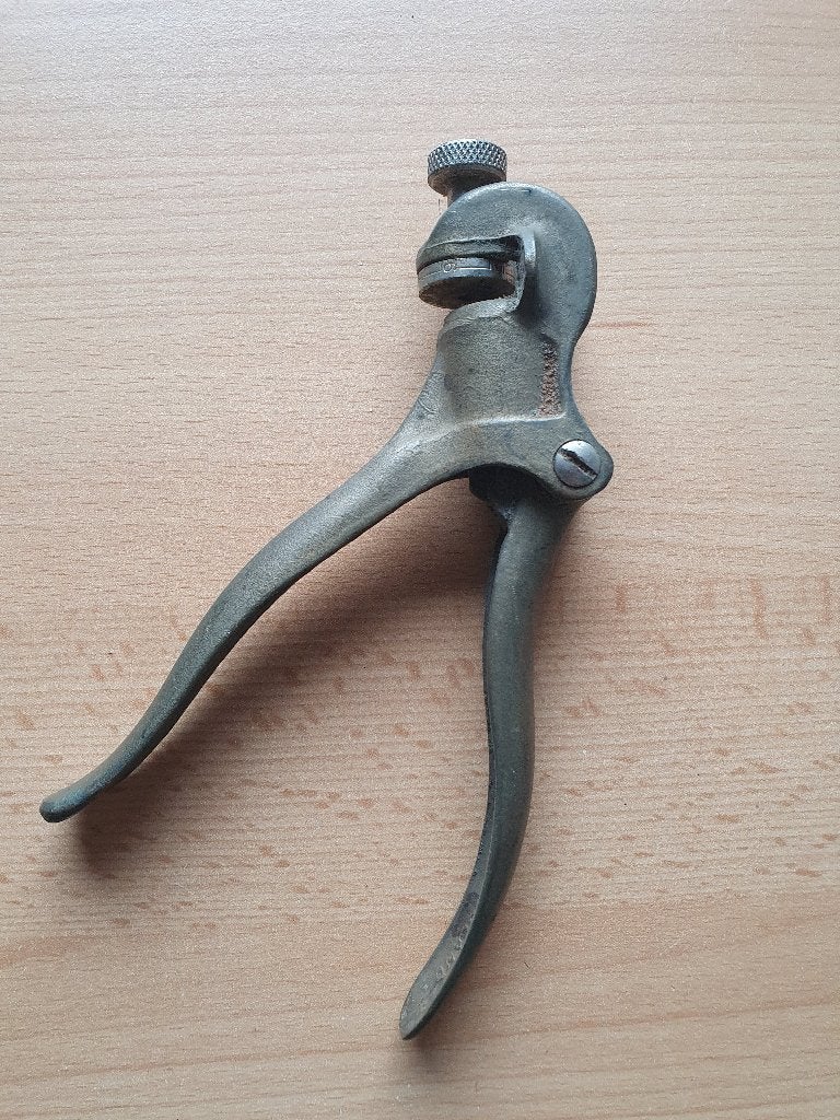retro zegeltang, collecters-item? niet meer te gebruiken., Ophalen of Verzenden, Gebruikt, Overige typen, Overige merken