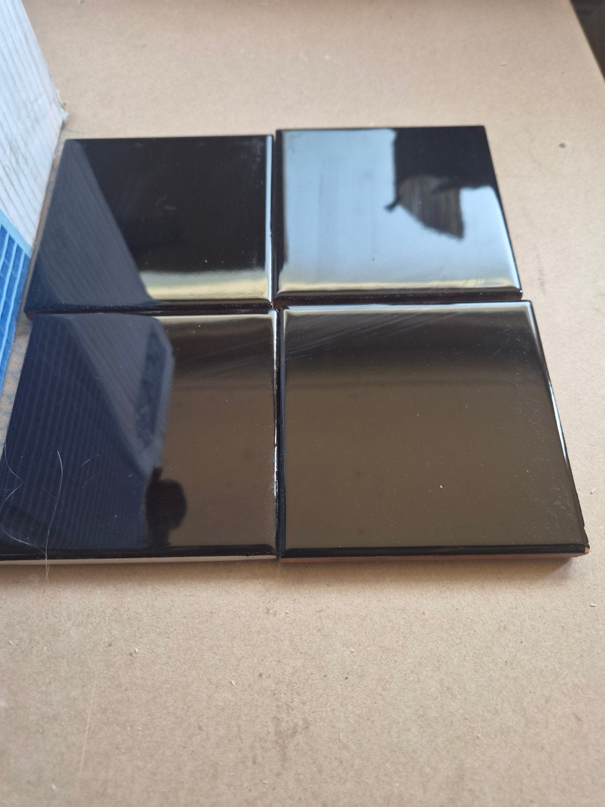 Zwarte glanzende keramische tegels (10x10 cm), Ophalen, Nieuw, 20 tot 40 cm, Minder dan 5 m²